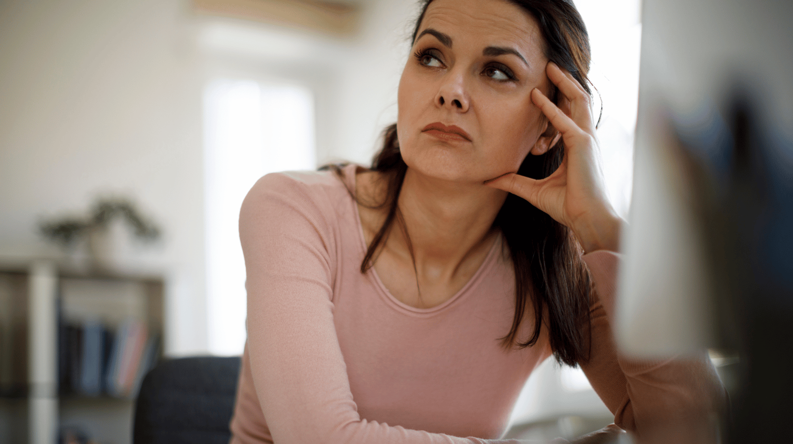 Do 2030. godine: gotovo polovina žena biće same i bez dece